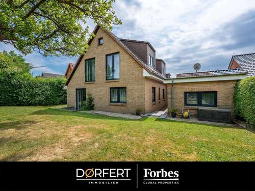 Foto - Haus zum Kaufen in Lübeck 1.245.000,00 € 275 m²