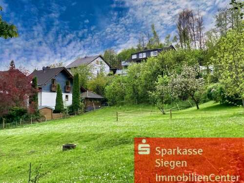 Foto - Grundstück zu verkaufen in Siegen 90.000,00 € 903 m²