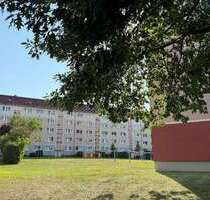 Wohnung zum Mieten in Lichtentanne 285,00 € 48.91 m²