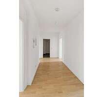 Wohnung zum Mieten in Halle 555,00 € 69 m²