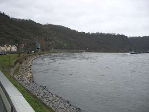 Foto - Haus zum Kaufen in Sankt Goarshausen 239.000,00 € 145 m²