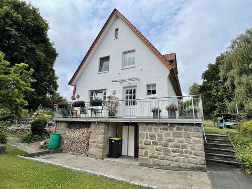 Foto - Haus zum Kaufen in Lage 390.000,00 € 152.03 m²