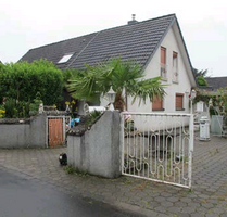 Haus zum Kaufen in Düsseldorf-Unterrath 480.000,00 € 150 m²
