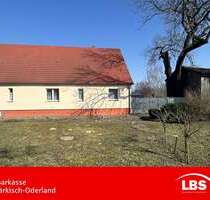 Haus zum Kaufen in Bliesdorf 120.000,00 € 166 m²