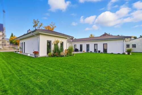 Foto - Haus zum Kaufen in Claußnitz 630.000,00 € 182 m²