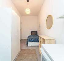 WG-Zimmer in Berlin 580,00 € 10 m²