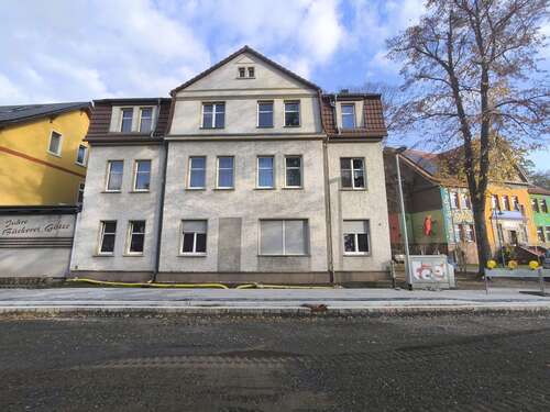 Foto - Haus zum Kaufen in Neupetershain 265.000,00 € 464.44 m²