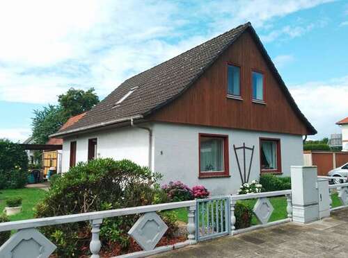 Foto - Haus zum Kaufen in Zeven 185.000,00 € 130 m²