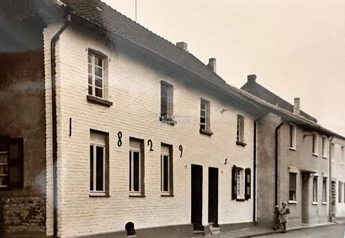 Foto - Haus zum Kaufen in Mönchengladbach-Beckrath 168.000,00 € 140 m²