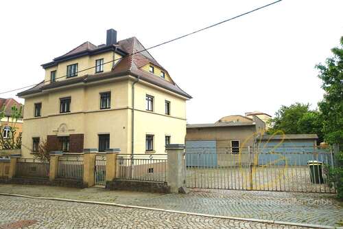 Foto - Haus zum Kaufen in Großröhrsdorf 342.000,00 € 180 m²