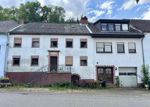 Foto - Haus zum Kaufen in Kirf 240.000,00 € 300 m²