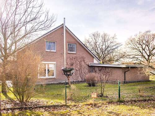 Foto - Haus zum Kaufen in Tornesch 645.000,00 € 135 m²