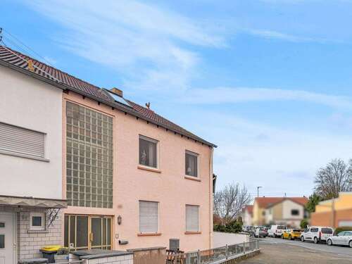 Foto - Haus zum Kaufen in Ludwigshafen am Rhein 338.000,00 € 211 m²