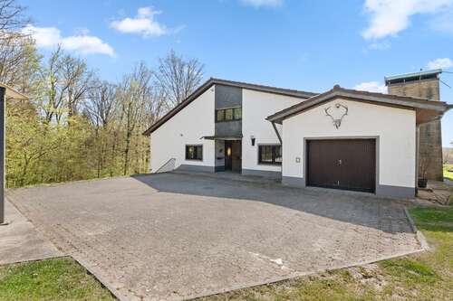 Foto - Haus zum Kaufen in Overath 699.000,00 € 242 m²