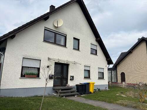 Foto - Wohnung zum Mieten in Grafschaft-Vettelhoven 750,00 € 91.9 m²