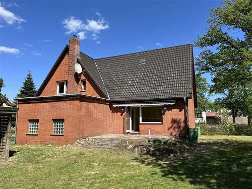 Foto - Haus zum Kaufen in Wöbbelin 295.000,00 € 162 m²