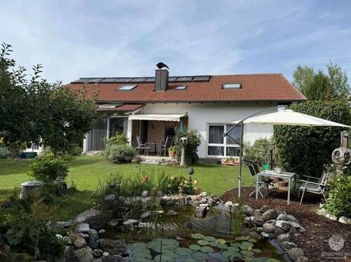 Foto - Haus zum Kaufen in Hengersberg 475.000,00 € 137.7 m²