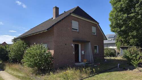 Foto - Haus zum Kaufen in Calberlah 239.000,00 € 130.55 m²