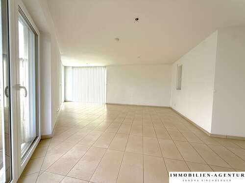 Foto - Wohnung zum Kaufen in Maxhütte-Haidhof 253.000,00 € 76 m²