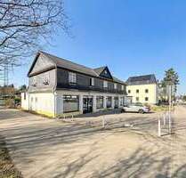 Haus zum Kaufen in Niederfrohna 190.000,00 € 194 m²