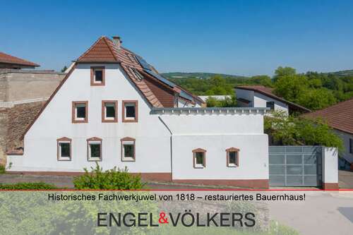 Foto - Haus zum Kaufen in Eisenberg 425.000,00 € 301 m²