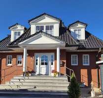 Haus zum Kaufen in Rellingen 1.599.000,00 € 260 m²