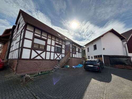 Foto - Haus zum Kaufen in MünchhausenNiederasphe 95.000,00 € 151.77 m²