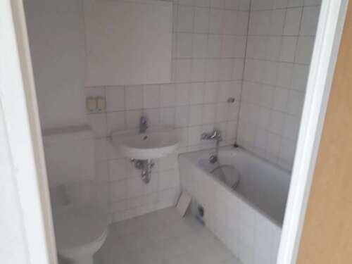Foto - Wohnung zum Mieten in Brandenburg an der Havel 236,00 € 32.46 m²