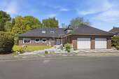 Haus zum Kaufen in Wilhelmshaven 395.000,00 € 370.85 m²