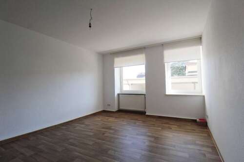 Foto - Wohnung zum Mieten in Limbach-Oberfrohna 420,00 € 64.66 m²