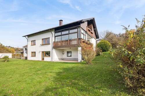 Foto - Haus zum Kaufen in Ottweiler 449.000,00 € 280 m²