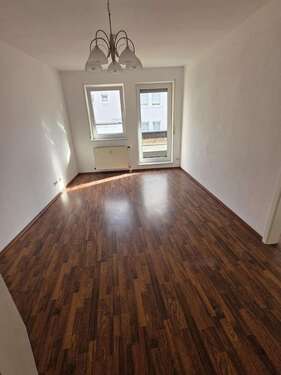 Foto - Wohnung zum Mieten in Metzingen 990,00 € 65.5 m²
