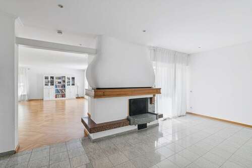 Foto - Haus zum Kaufen in Homburg 549.000,00 € 240 m²