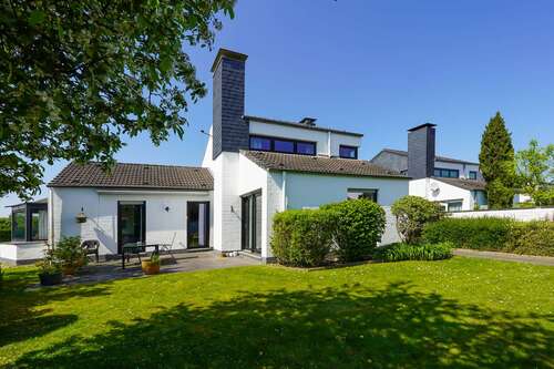 Foto - Haus zum Kaufen in Düsseldorf 825.000,00 € 154 m²