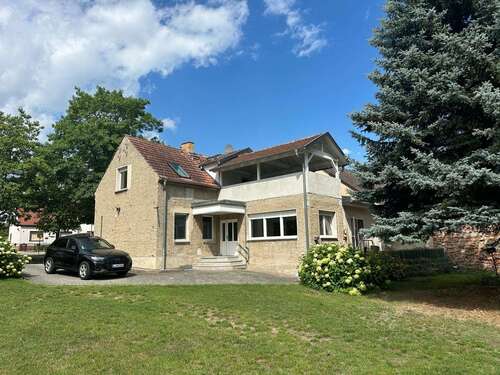 Foto - Haus zum Kaufen in Lieberose 264.000,00 € 176 m²