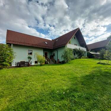 Foto - Haus zum Kaufen in Betzenstein 565.000,00 € 330 m²