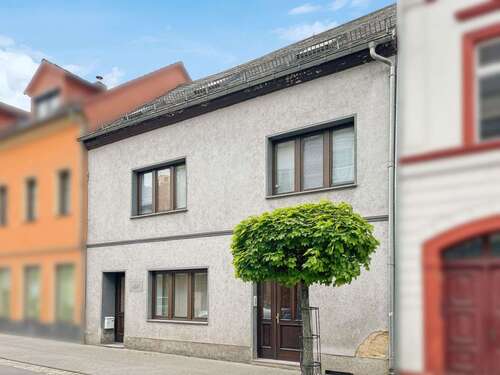 Foto - Haus zum Kaufen in Meerane 129.999,00 € 110 m²