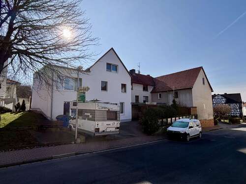 Foto - Haus zum Kaufen in Guxhagen Ellenberg 289.000,00 € 414 m²