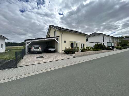 Foto - Haus zum Kaufen in Butzbach 699.000,00 € 140 m²