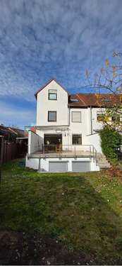 Foto - Haus zum Mieten in Frankfurt am Main 2.790,00 € 174 m²