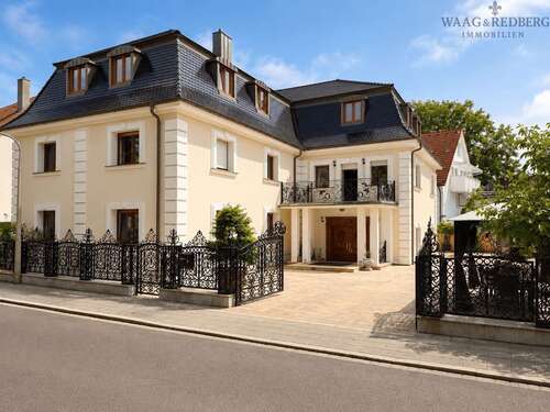 Foto - Haus zum Kaufen in Nürnberg 1.550.000,00 € 551 m²