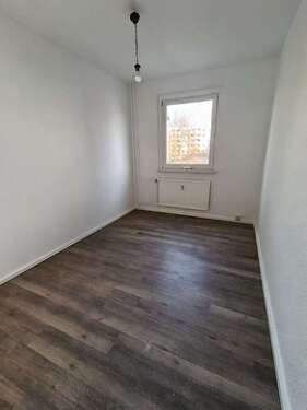 Foto - Wohnung zum Mieten in Halle 342,00 € 56.02 m²