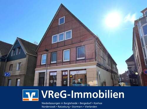 Foto - Haus zum Kaufen in Itzehoe 249.000,00 € 351.59 m²