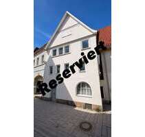 Haus zum Kaufen in Ochsenfurt 65.000,00 € 70 m²