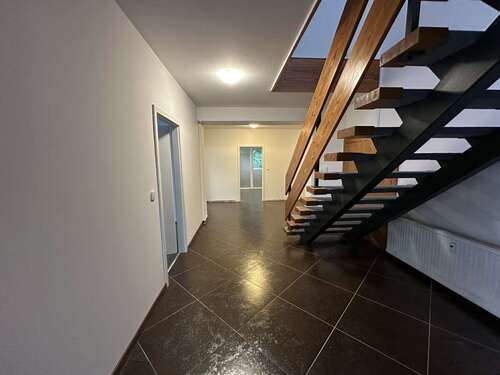 Foto - Büro in Kiel 1.986,00 € 331 m² - 1.986,00&nbsp;EUR Kaltmiete, ca.&nbsp; 331,00&nbsp;m&sup2;