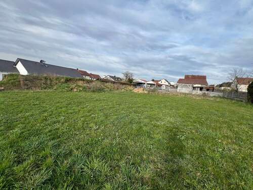 Foto - Grundstück zu verkaufen in Steinsberg 349.000,00 € 831 m²