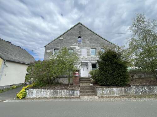 Foto - Haus zum Kaufen in Morbach 145.000,00 € 194 m²