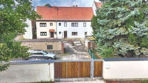 Foto - Haus zum Kaufen in Großschwabhausen 347.000,00 € 356 m²