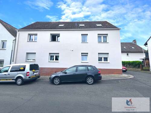 Foto - Haus zum Kaufen in Großkrotzenburg 749.000,00 € 200.29 m²