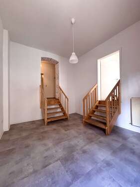 Foto - Wohnung zum Mieten in Halle 500,00 € 79.15 m²